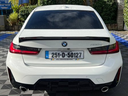 2025 BMW 3-Series - photo 18