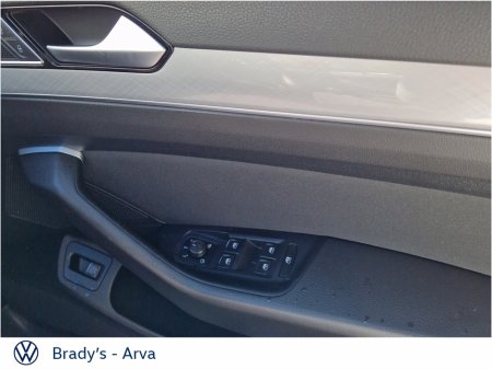 2020 Volkswagen Passat - photo 30