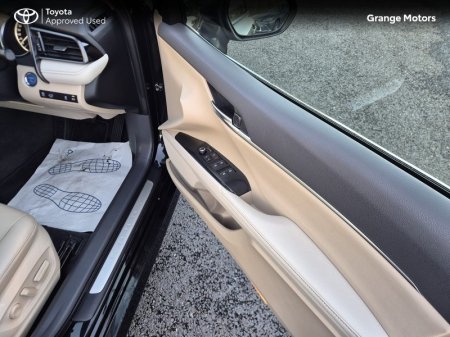 2021 Toyota Camry - photo 14