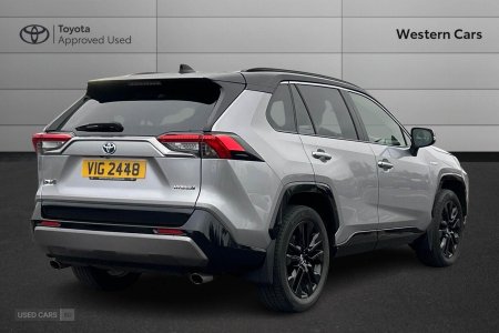 2020 Toyota RAV4 - photo 2