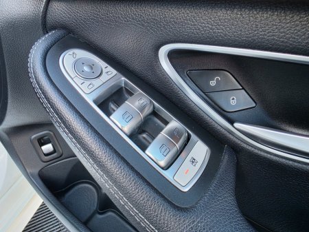 2018 Mercedes-Benz C-Class - photo 24