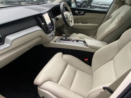 2023 Volvo XC60 - photo 11