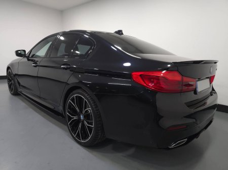 2017 BMW 5-Series - photo 2