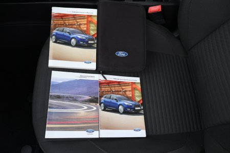 2016 Ford Focus - photo 27