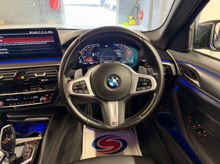 2021 BMW 5-Series - photo 13