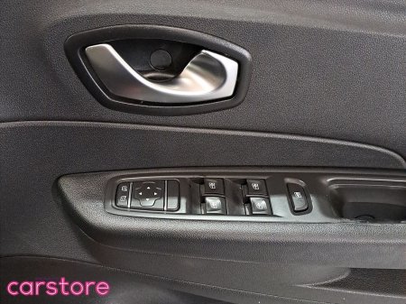 2019 Renault Captur - photo 17
