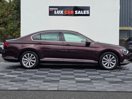 2017 Volkswagen Passat - photo 2