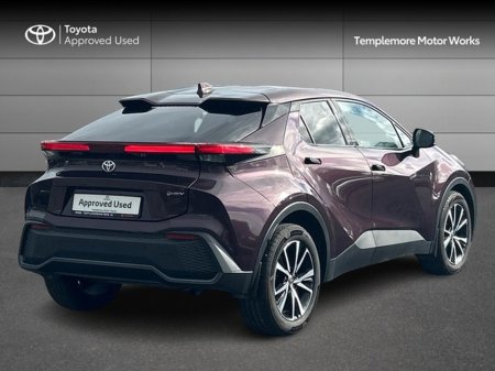 2025 Toyota C-HR - photo 2