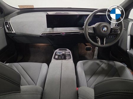 2026 BMW iX - photo 4