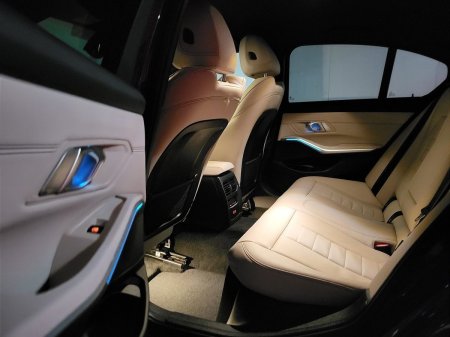 2023 BMW 3-Series - photo 21
