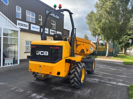 0 JCB  - photo 3
