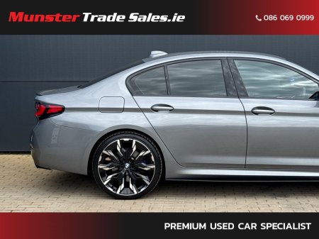 2023 BMW 5-Series - photo 5