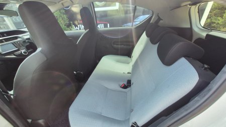 2019 Toyota Aqua - photo 10