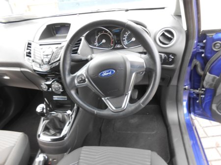 2016 Ford Fiesta - photo 3