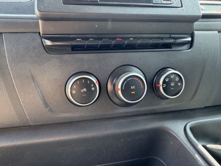 2021 Nissan NV400 - photo 20