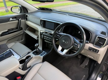 2020 Kia Sportage - photo 16