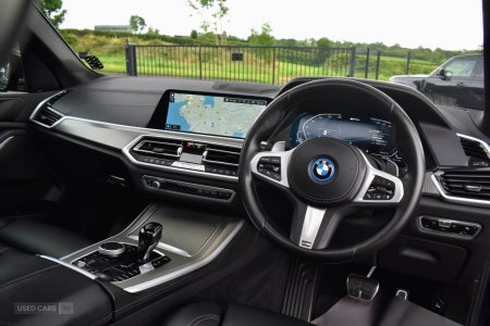 2022 BMW X5 - photo 8