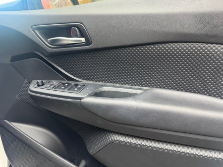 2019 Toyota C-HR - photo 13