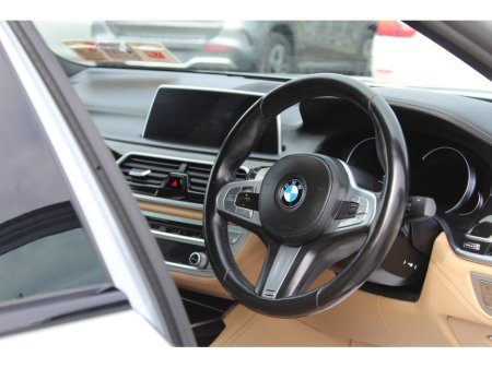 2019 BMW 7-Series - photo 2