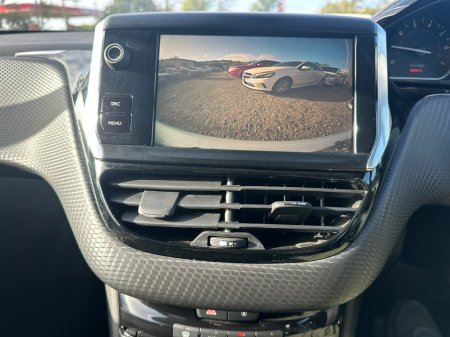 2017 Peugeot 208 - photo 18