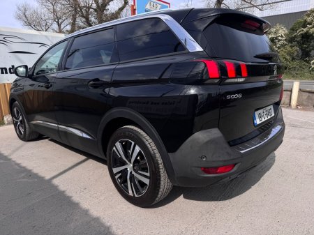 2018 Peugeot 5008 - photo 2
