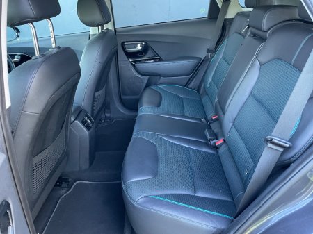 2020 Kia Niro - photo 10