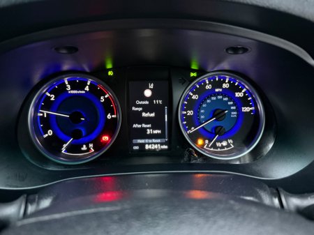 2020 Toyota Hilux - photo 12