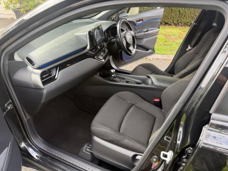 2017 Toyota C-HR - photo 9