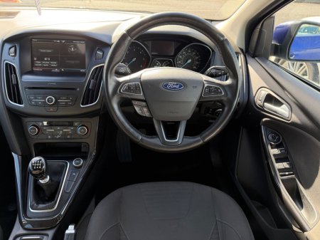 2016 Ford Focus - photo 14