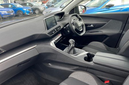 2023 Peugeot 5008 - photo 18
