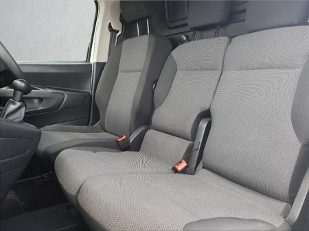 2020 Peugeot Partner - photo 14