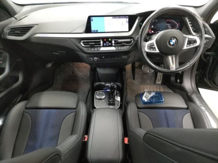 2022 BMW 1-Series - photo 3