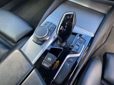 2020 BMW 5-Series - photo 16