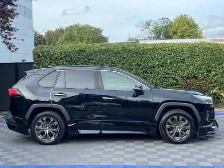 2022 Toyota RAV4 - photo 3