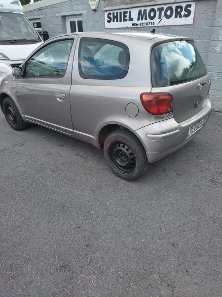 2005 Toyota Yaris - photo 3