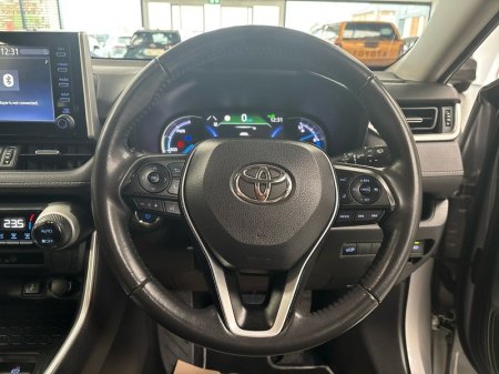 2022 Toyota RAV4 - photo 9