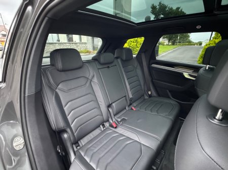 2024 Volkswagen Touareg - photo 15