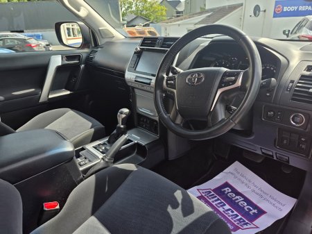 2020 Toyota Land Cruiser - photo 13