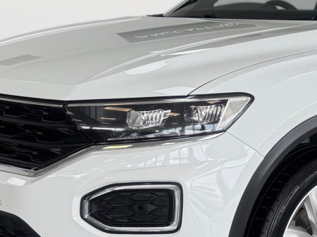 2021 Volkswagen T-Roc - photo 9