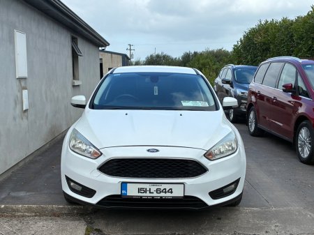 2015 Ford Focus - photo 2