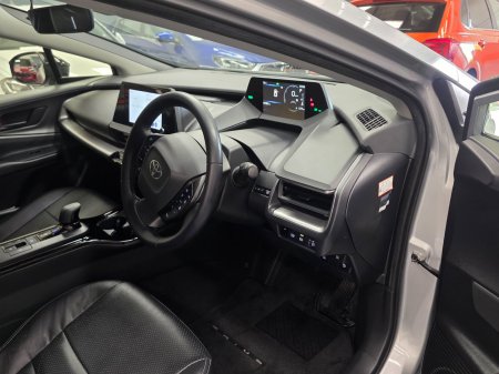 2023 Toyota Prius - photo 11