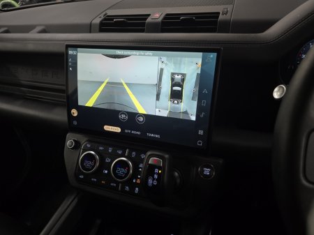 2026 Land Rover Defender - photo 12