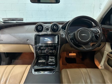 2016 Jaguar XJ - photo 7