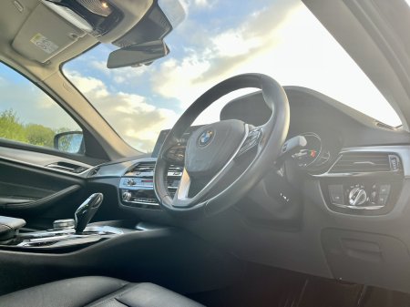 2018 BMW 5-Series - photo 14