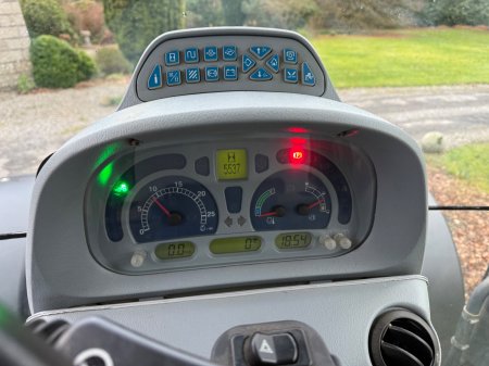 2009 New Holland T6080 - photo 20
