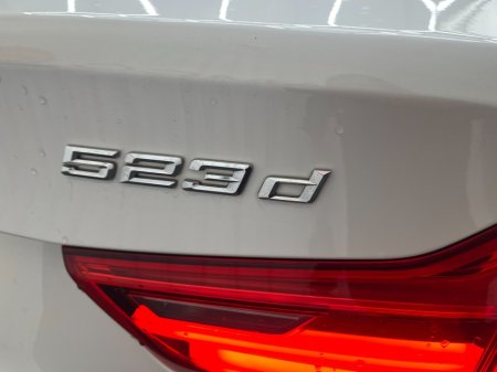 2020 BMW 5-Series - photo 9