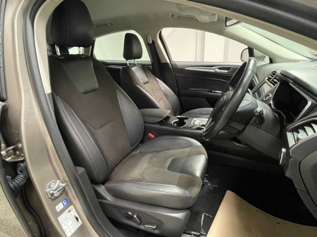 2019 Ford Mondeo - photo 11