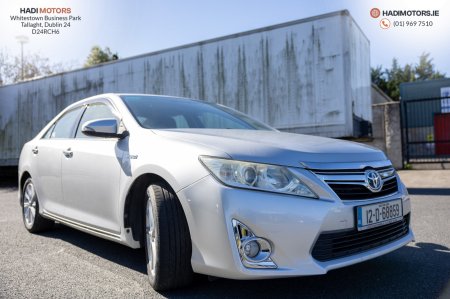 2012 Toyota Camry - photo 2