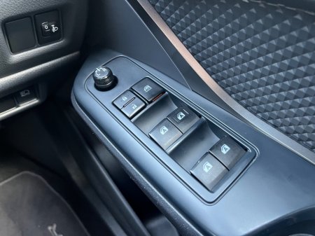 2019 Toyota C-HR - photo 22