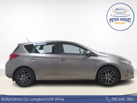 2015 Toyota Auris - photo 4